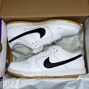 Nike SB dunk low pro “White Gum”